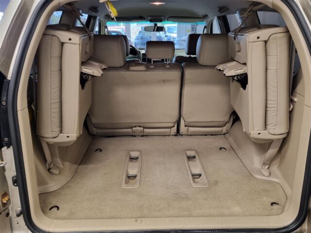 TOYOTA Land Cruiser 2007 3,0 D-4D Luxury 8h / Webasto / Koukku / P-Kamera / 8-Paikkanen