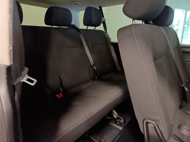 VOLKSWAGEN Caravelle 2016 Comfortline pitkä 2,0 TDI 110 kW DSG