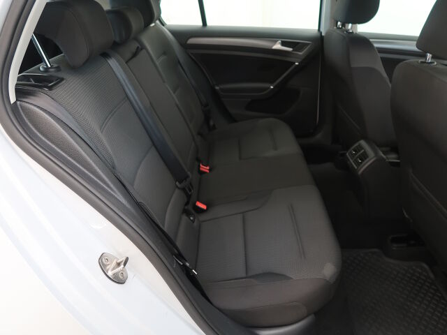 Volkswagen Golf 2017 Comfortline 1,0 TSI 81 kW (110 hv)