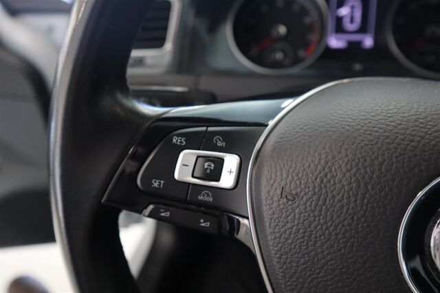 Volkswagen Golf 2017 Comfortline 1,0 TSI 81 kW (110 hv)