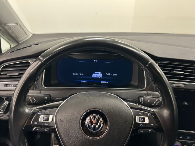 VOLKSWAGEN Golf 2017 Variant Alltrack 2,0 TDI 135 kW (184 hv) 4MOTION DSG-automaatti