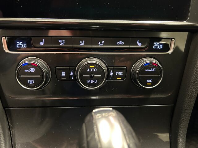 VOLKSWAGEN Golf 2017 Variant Alltrack 2,0 TDI 135 kW (184 hv) 4MOTION DSG-automaatti