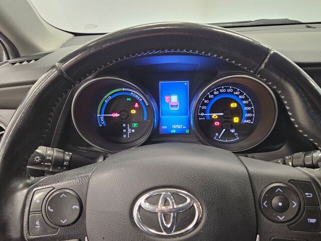 TOYOTA Auris 2017 Touring Sports 1,8 Hybrid Active Edition