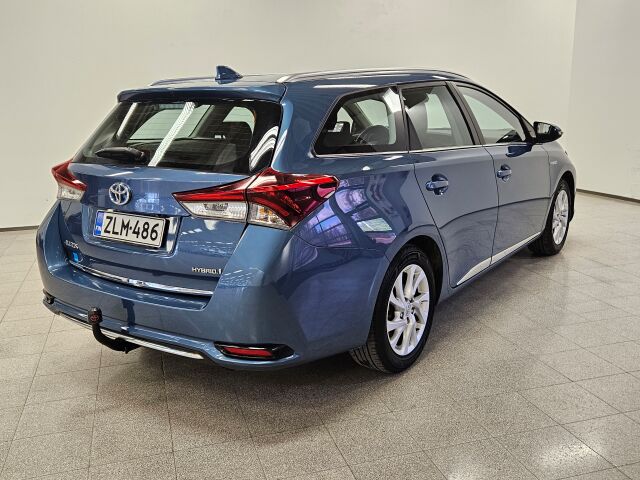 TOYOTA Auris 2017 Touring Sports 1,8 Hybrid Active Edition