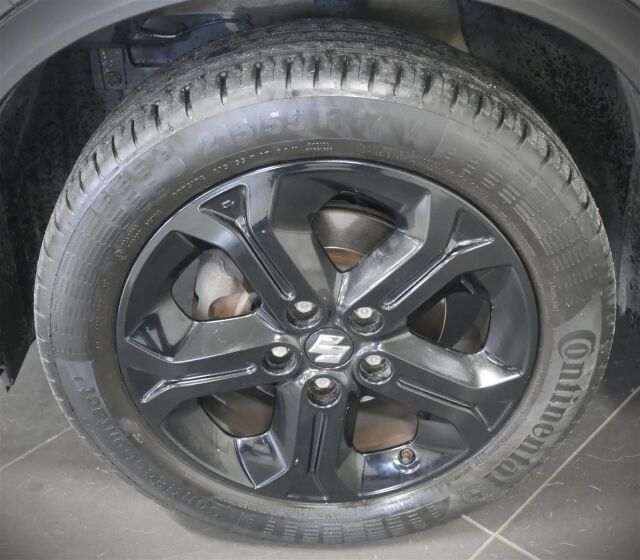 SUZUKI Vitara 2017 1,4 BOOSTERJET 4WD S 6MT, 1-omisteinen, todella vähän ajettu hieno yksilö!