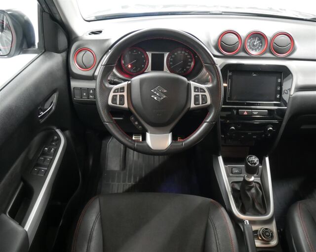 SUZUKI Vitara 2017 1,4 BOOSTERJET 4WD S 6MT, 1-omisteinen, todella vähän ajettu hieno yksilö!
