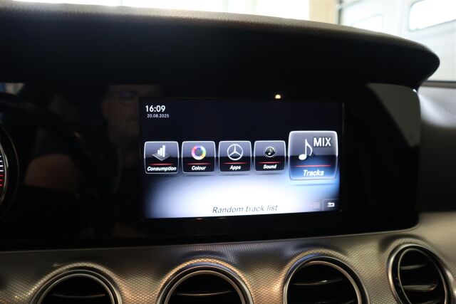 MERCEDES-BENZ E 2017 200 d T A Premium Business