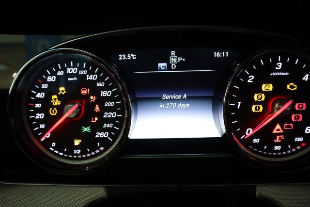 MERCEDES-BENZ E 2017 200 d T A Premium Business