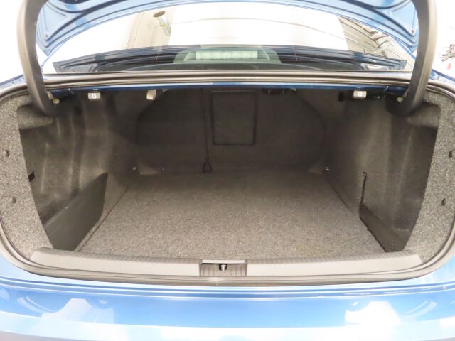 Volkswagen Jetta 2017 Luxline 1,4 TSI 92 kW (125 hv) DSG-automaatti