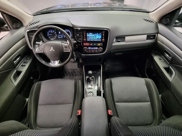MITSUBISHI Outlander 2017 2,0 MIVEC Intense CVT 4WD 5P