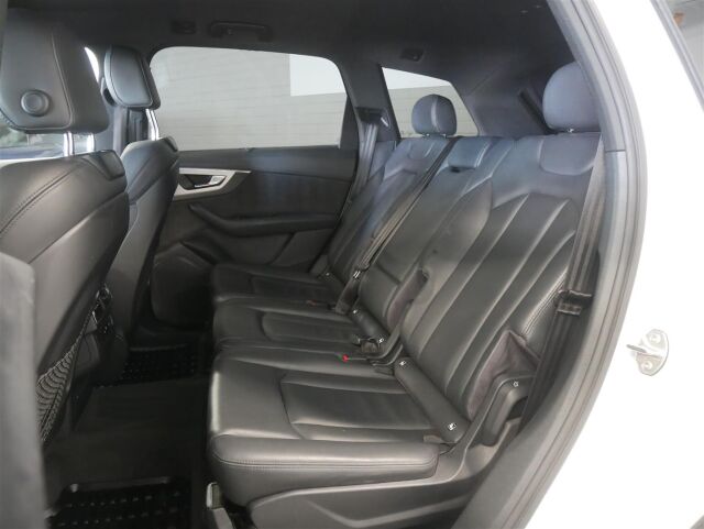 AUDI Q7 2017 Business 3,0 V6 TDI e-tron quattro tiptronic
