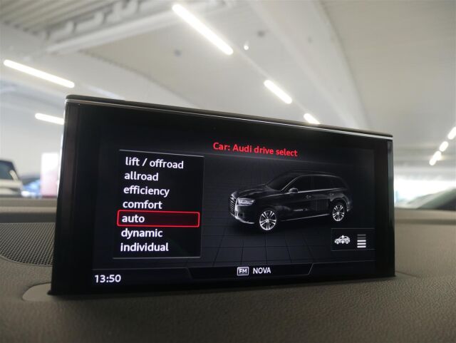 AUDI Q7 2017 Business 3,0 V6 TDI e-tron quattro tiptronic