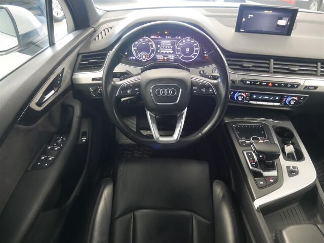 AUDI Q7 2017 Business 3,0 V6 TDI e-tron quattro tiptronic