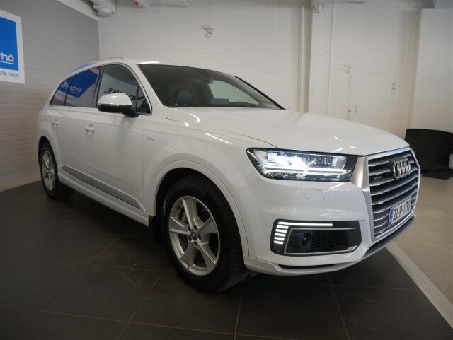AUDI Q7 2017 Business 3,0 V6 TDI e-tron quattro tiptronic