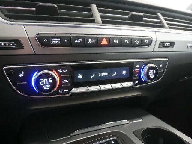AUDI Q7 2017 Business 3,0 V6 TDI e-tron quattro tiptronic