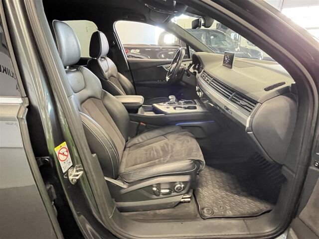 AUDI Q7 2018 S line Business Edition 3,0 V6 TDI e-tron quattro tiptronic