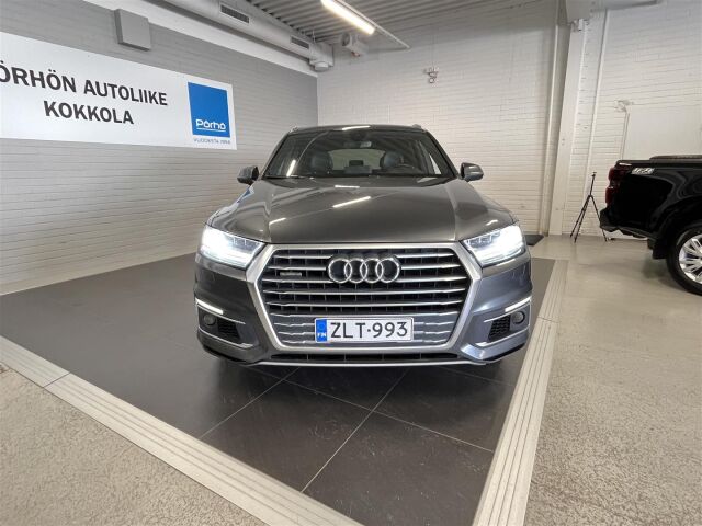 AUDI Q7 2018 S line Business Edition 3,0 V6 TDI e-tron quattro tiptronic