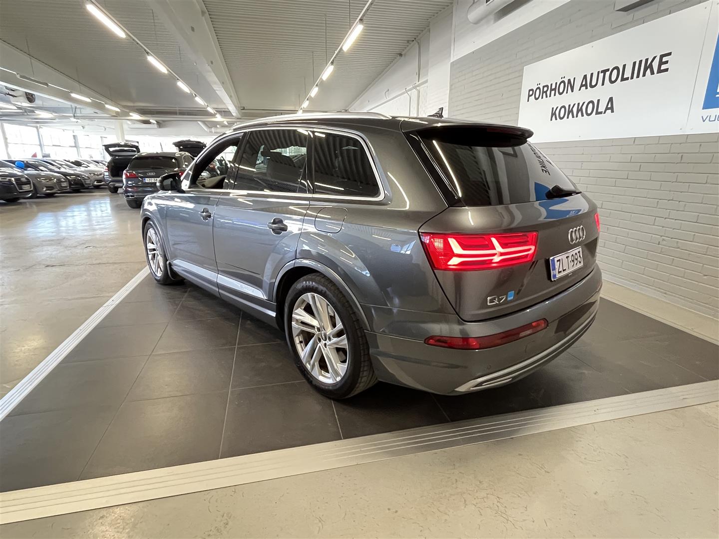 Audi Q7 2018, photo 4/35