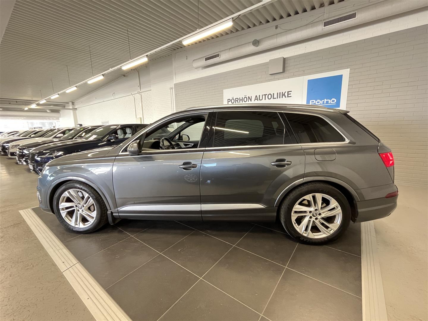 Audi Q7 2018, photo 3/35