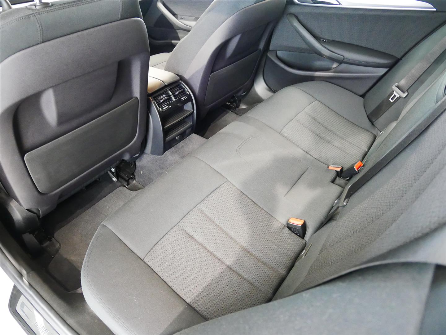 BMW 520 G31 Touring 520d Business 2019, kuva 7/18