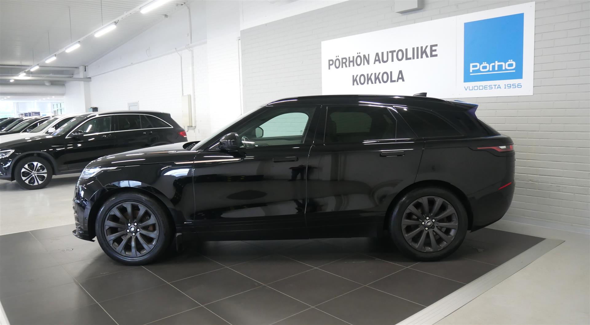 Land Rover Range Rover Velar 2018, kuva 6/27