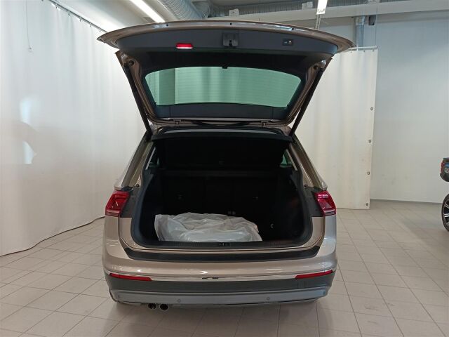 VOLKSWAGEN Tiguan 2018 Highline 2,0 TDI SCR 110 kW (150 hv) 4MOTION DSG-automaatti