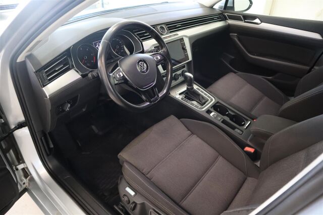 VOLKSWAGEN Passat 2018 Variant Comfortline 2,0 TDI 110 kW (150 hv) DSG-automaatti
