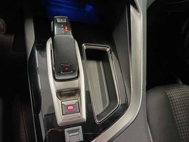PEUGEOT 5008 2019 Active BlueHDi 130 EAT8-automaatti