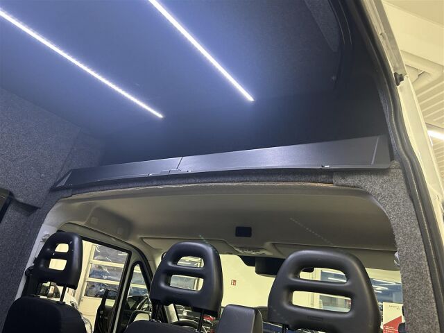 IVECO Daily 2018 35S18V L4H2  3,0 132kW M6  / ALV / 3+3 M-A / Suomi-auto / Webasto