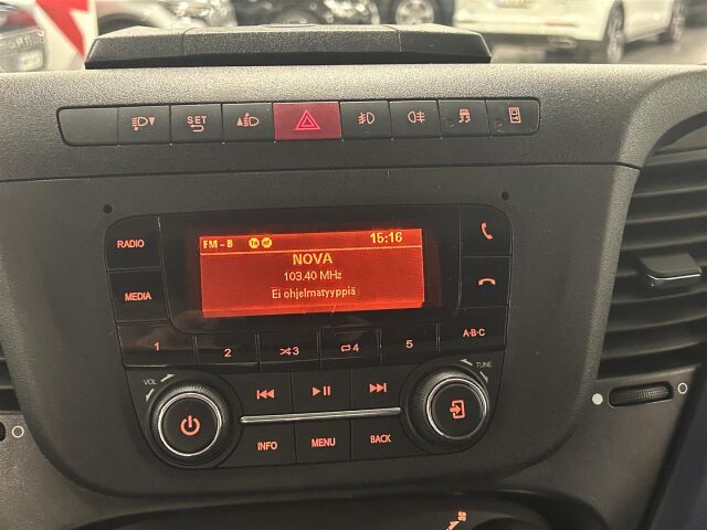 IVECO Daily 2018 35S18V L4H2  3,0 132kW M6  / ALV / 3+3 M-A / Suomi-auto / Webasto