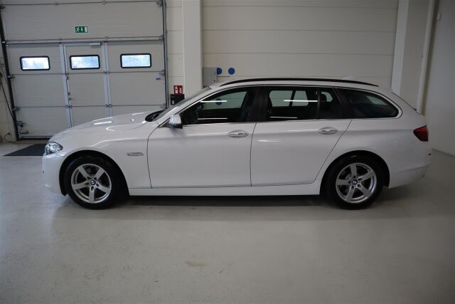 BMW 520 2015 F11 Touring 520d A xDrive Business Exclusive Edition
