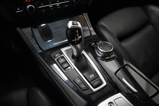 BMW 520 2015 F11 Touring 520d A xDrive Business Exclusive Edition