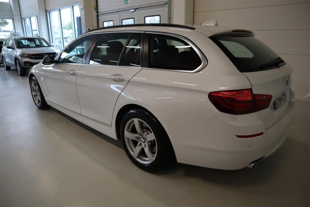 BMW 520 2015 F11 Touring 520d A xDrive Business Exclusive Edition