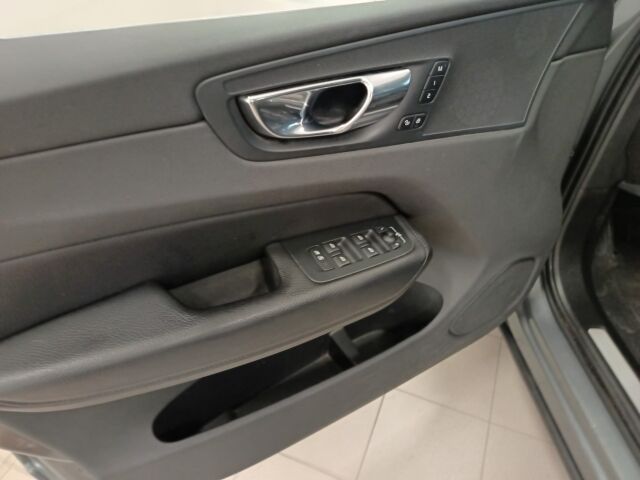 VOLVO XC60 2019 D4 AWD Inscription aut