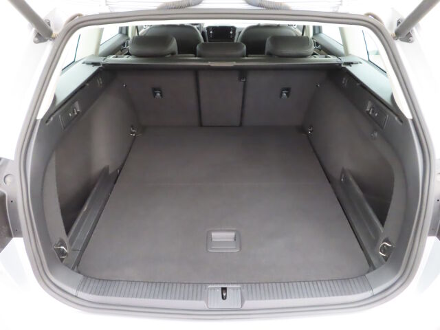 Volkswagen Passat 2019 Variant Highline 1,5 TSI EVO 110 kW (150 hv) DSG-automaatti