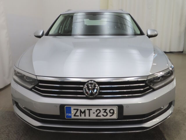 Volkswagen Passat 2019 Variant Highline 1,5 TSI EVO 110 kW (150 hv) DSG-automaatti