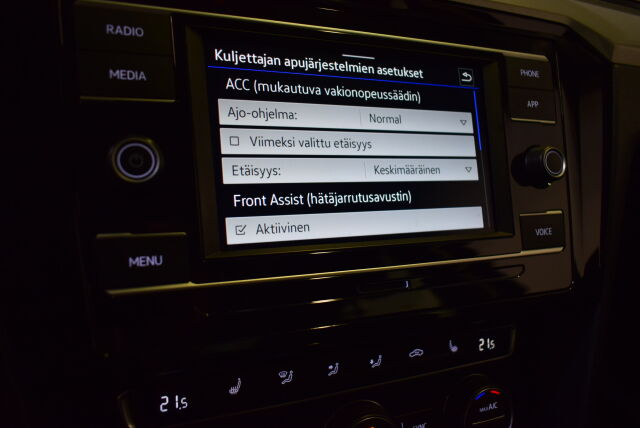 VOLKSWAGEN Passat 2020 Sedan 1,5 TSI EVO 110 kW DSG-automaatti * Hieno yksilö*