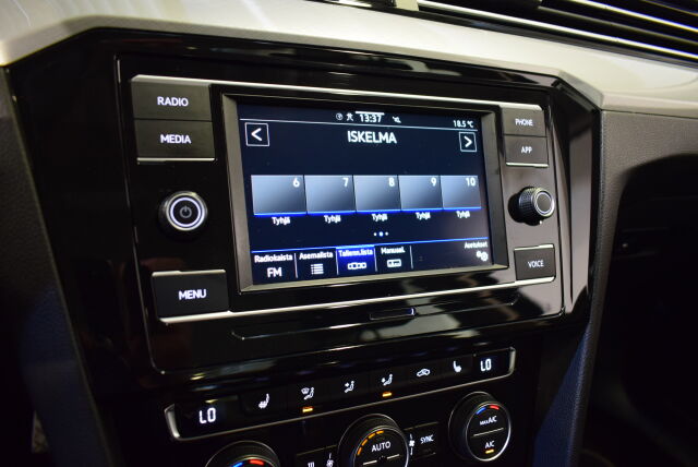 VOLKSWAGEN Passat 2020 Sedan 1,5 TSI EVO 110 kW DSG-automaatti * Hieno yksilö*
