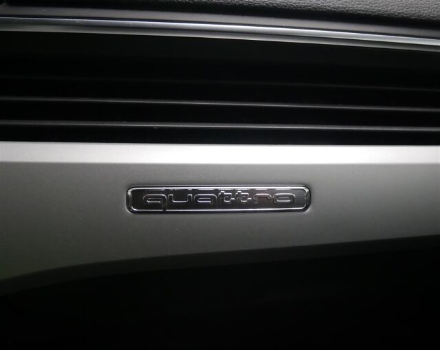 AUDI A4 allroad quattro 2023 Progress 40 TDI 150 kW MHEV quattro S tronic