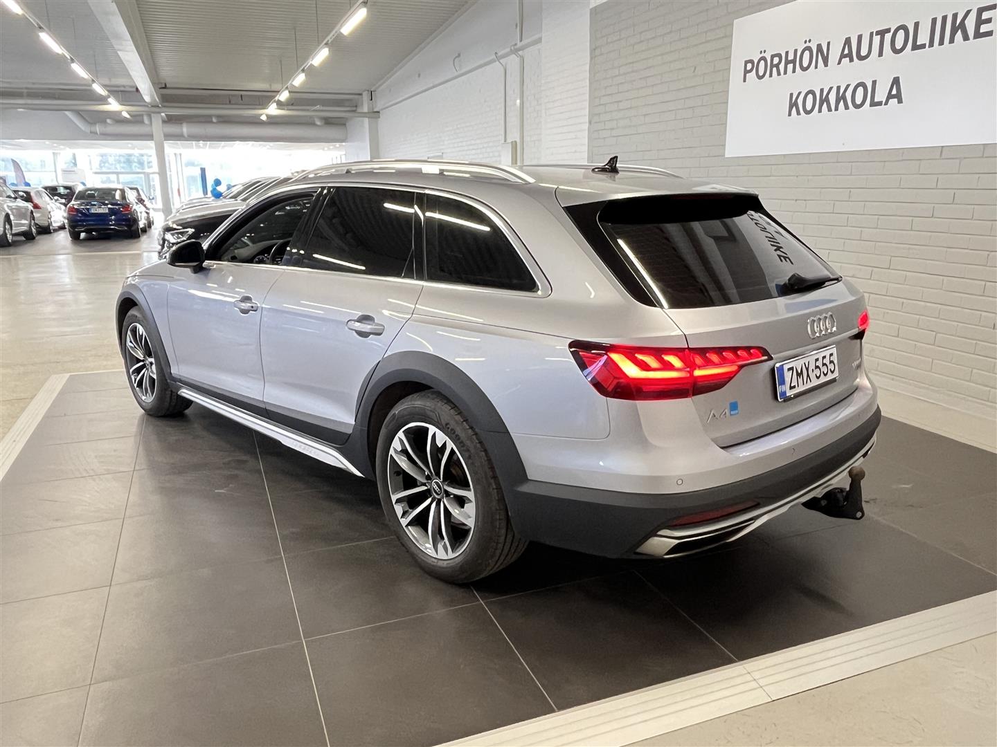 Audi A4 Allroad 2023, kuva 3/23