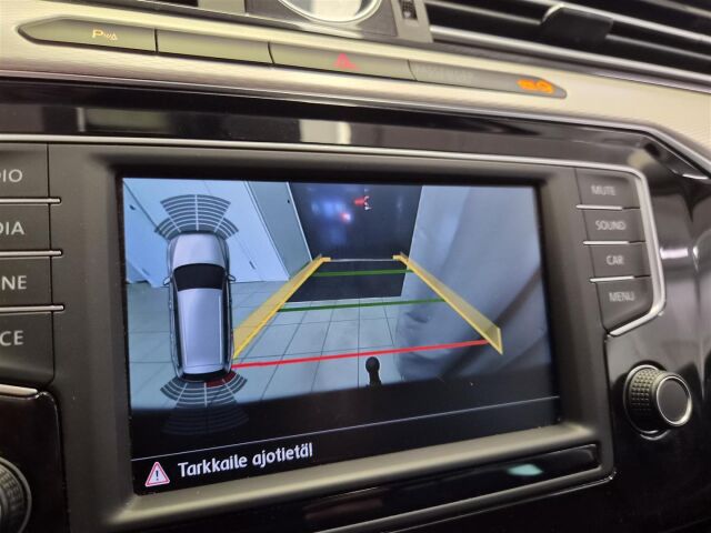 VOLKSWAGEN Passat 2015 Variant Alltrack 2,0 TDI 140 kW (190 hv) 4MOTION DSG * Vetokoukku / ACC / Webasto / P- Kamera *