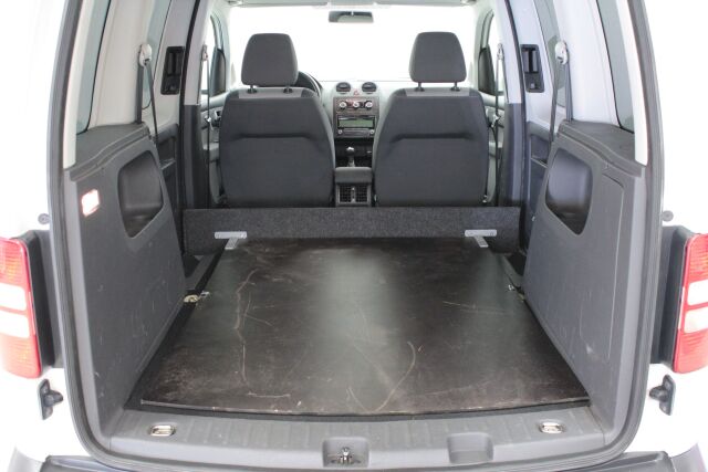 VOLKSWAGEN Caddy 2011 Trendline 1,6 TDI 75 kW