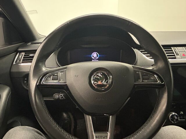 SKODA Octavia 2020 Combi 2,0 TDI 184 4x4 Scout BusinessLine DSG Autom.