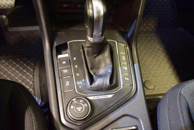 VOLKSWAGEN Tiguan 2016 Highline 2,0 TDI SCR 110 kW (150 hv) 4MOTION DSG-automaatti