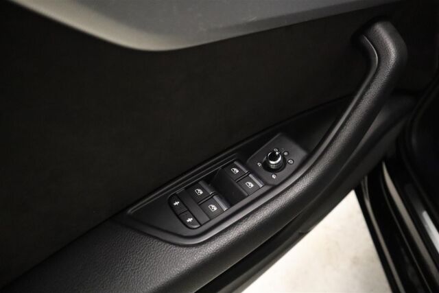 AUDI A4 2016 A4 Avant Farmari (AC) 4ov 1968cm3 A