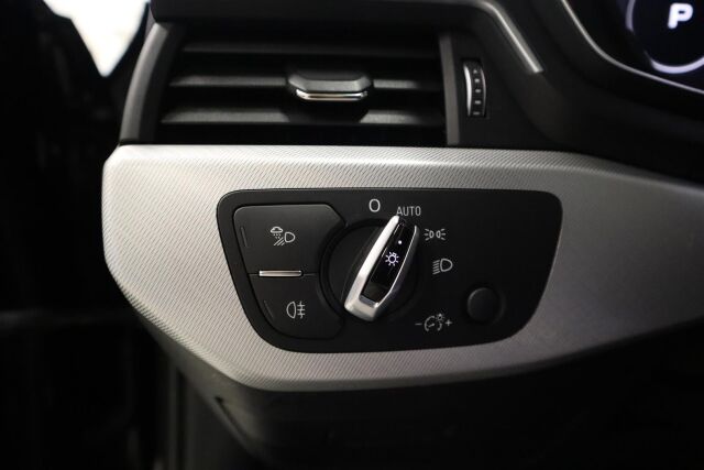 AUDI A4 2016 A4 Avant Farmari (AC) 4ov 1968cm3 A