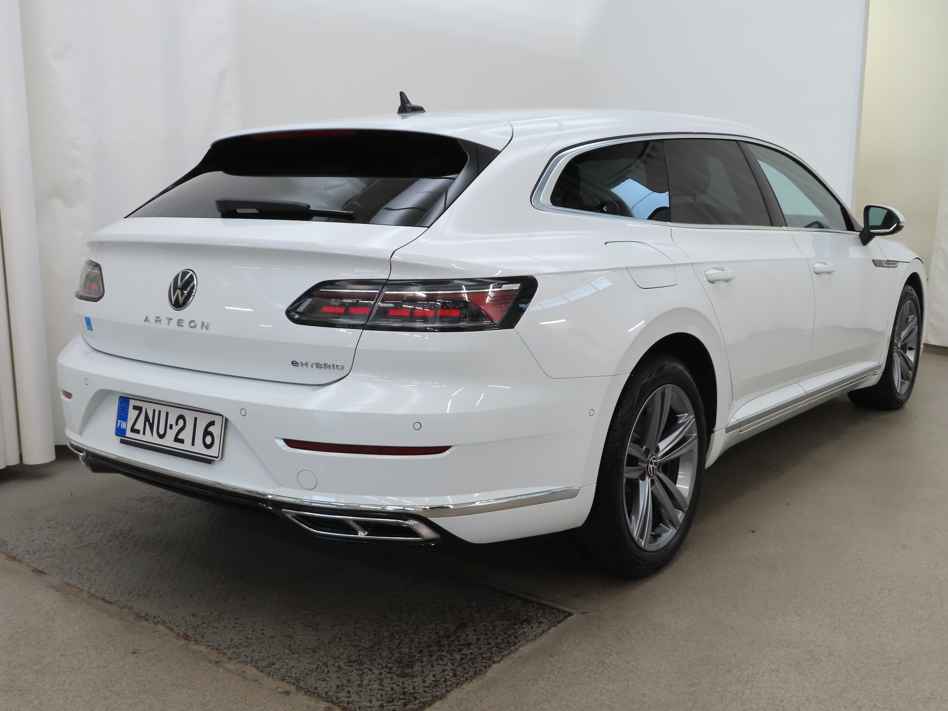 Volkswagen Arteon 2021, photo 4/12