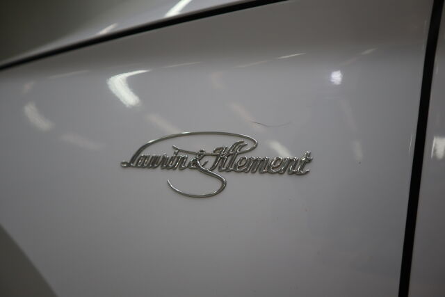 Skoda Superb 2018 Combi 2,0 TDI 190 4x4 L&K DSG Autom. MYYNNISSÄ HUUTOKAUPAT.COM KAUTTA!