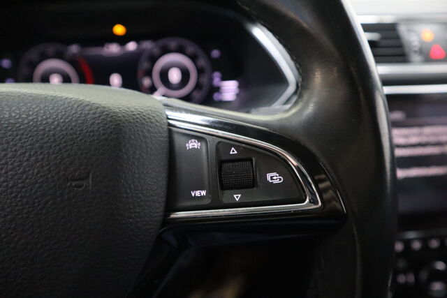 Skoda Superb 2018 Combi 2,0 TDI 190 4x4 L&K DSG Autom. MYYNNISSÄ HUUTOKAUPAT.COM KAUTTA!