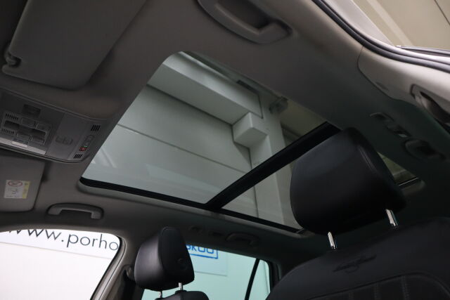 Skoda Superb 2018 Combi 2,0 TDI 190 4x4 L&K DSG Autom. MYYNNISSÄ HUUTOKAUPAT.COM KAUTTA!